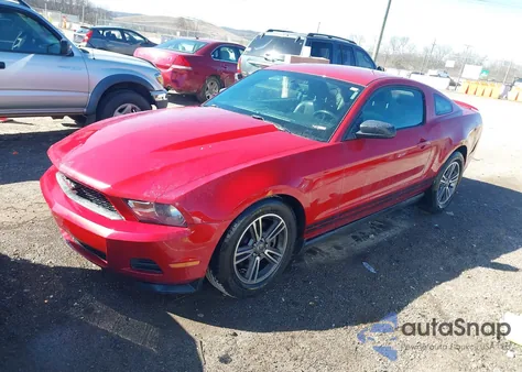 2012 Ford Mustang z USA, uszkodzony, nr VIN 1ZVBP8AM0C5211028